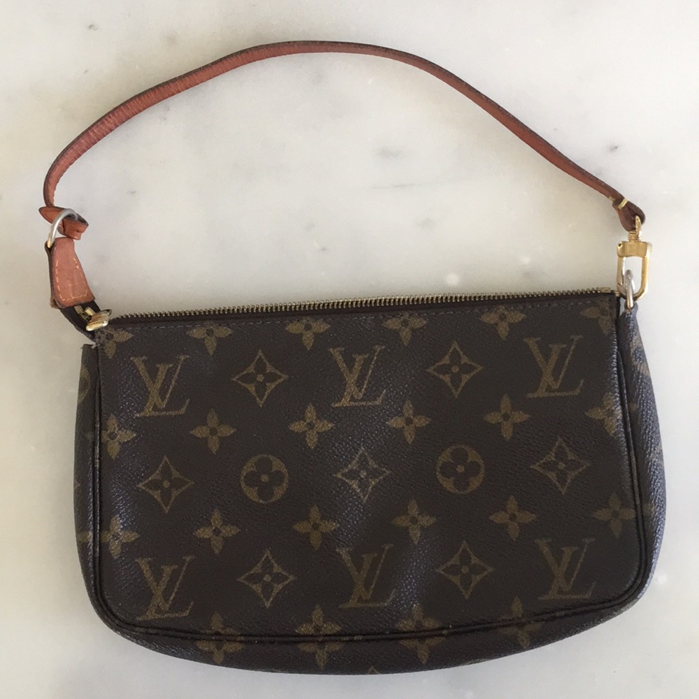 Louis Vuitton Pochette